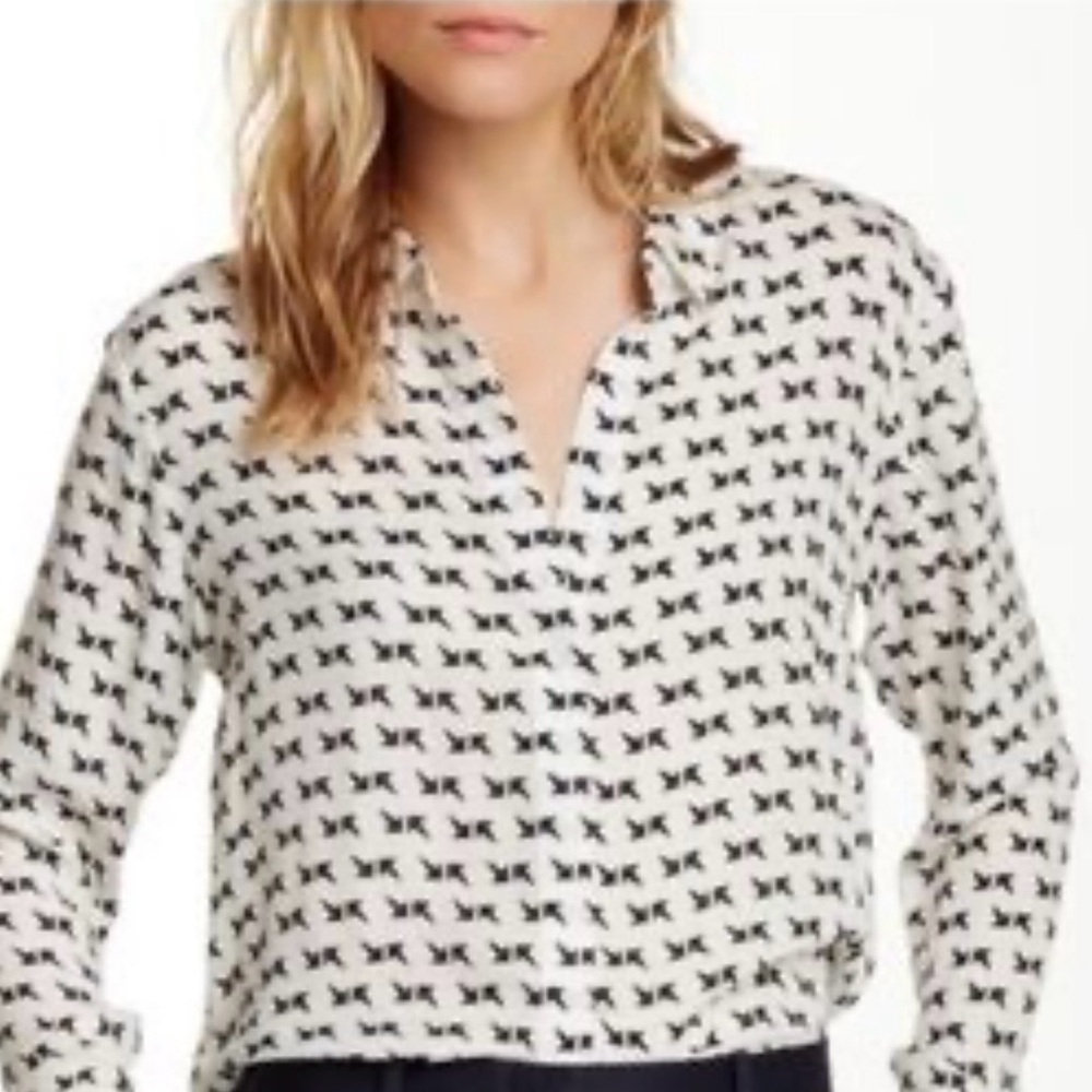 Theory 100% Silk Long Sleeve Button Down Collar Blouse, White/Black, size M.